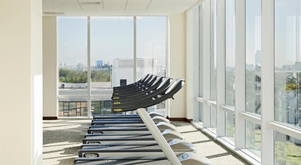 Fairmont Makati Main image