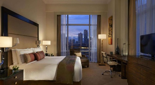 Fairmont Makati image 26